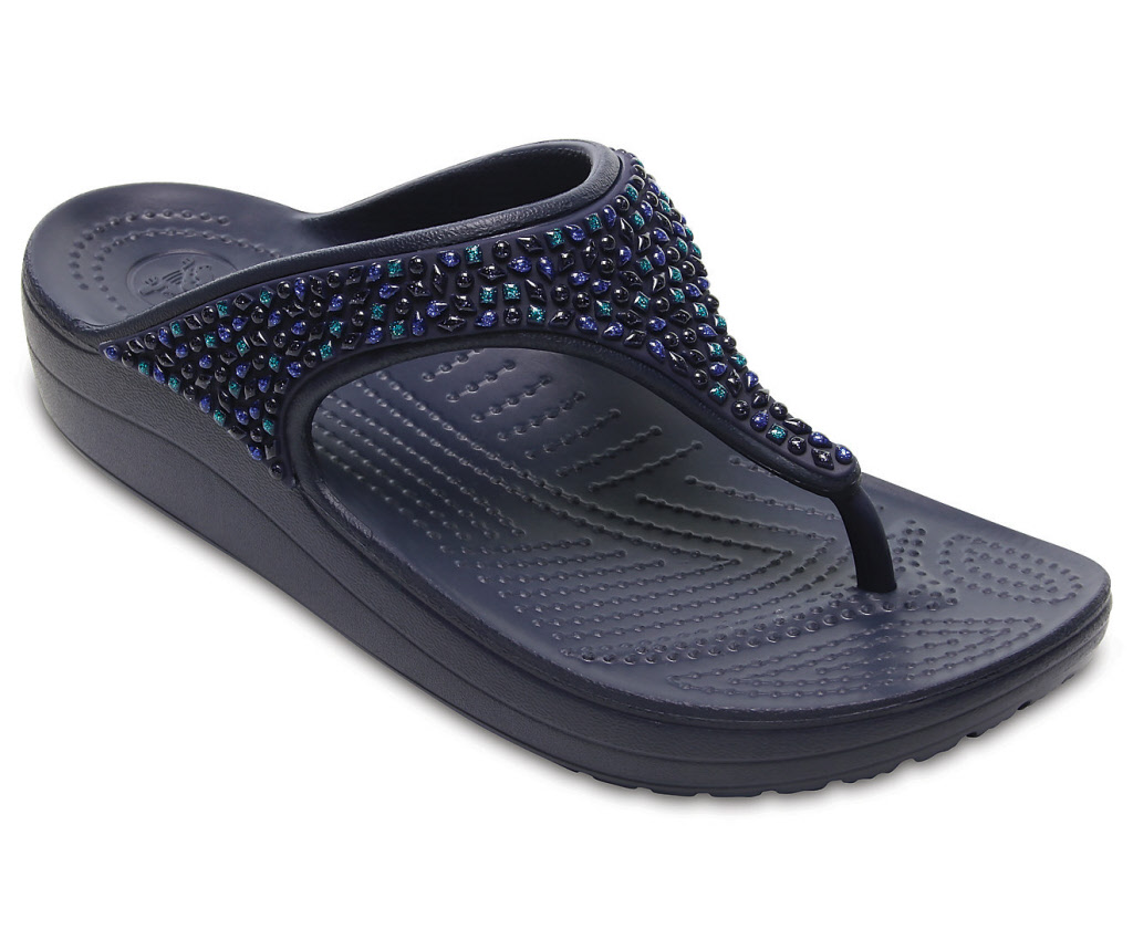 womens turquoise crocs