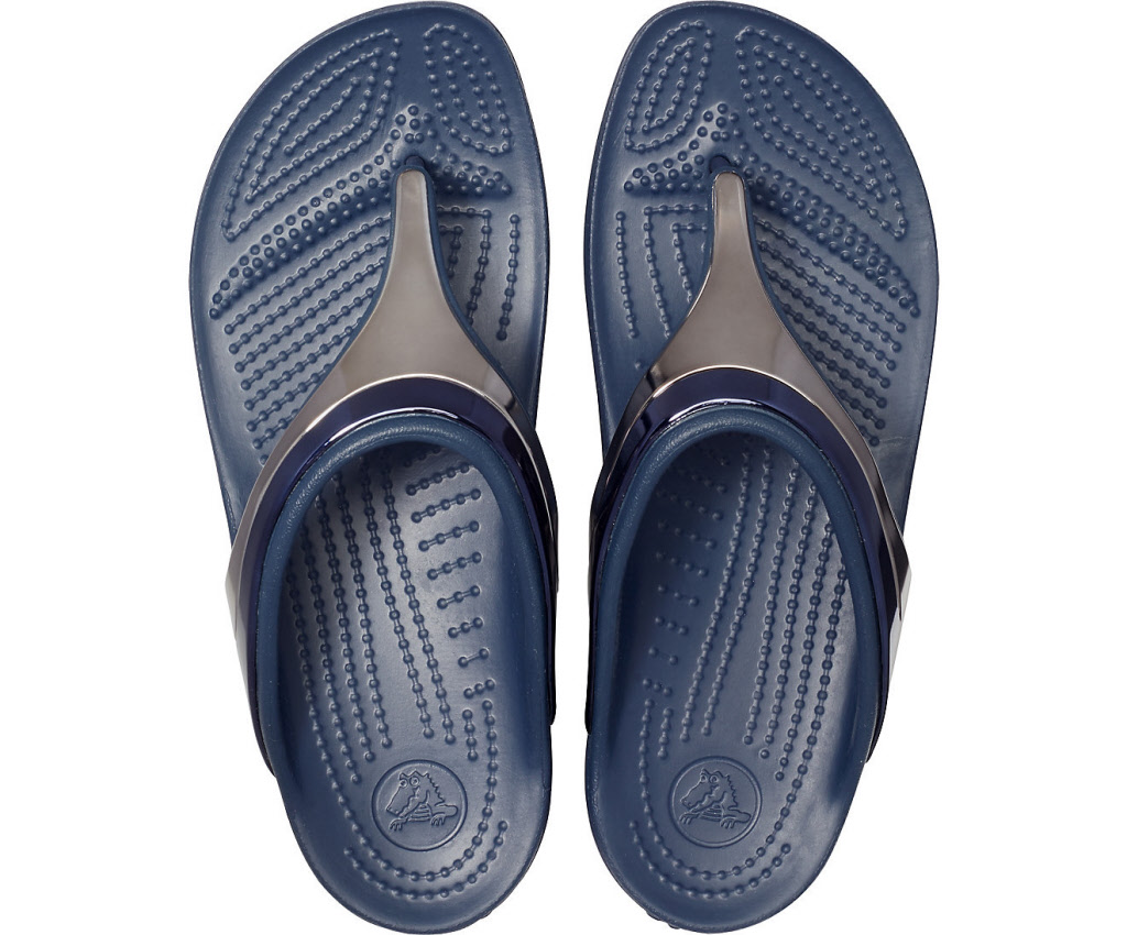 multi navy crocs